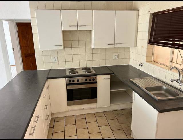 2 BEDROOM PROPERTY TO RENT IN HELDERKRUIN